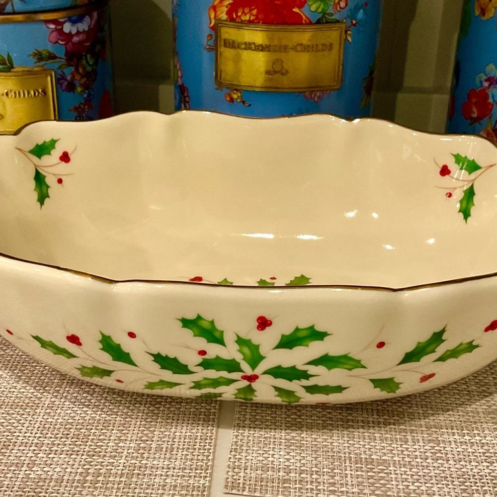 Lenox Cream Bowl with Holly Accents - Picture 4 of 8